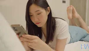 Xinh đẹp nhưng vẫn bị chồng vụng trộm, người vợ buồn tình cho anh giao hàng xxx luôn